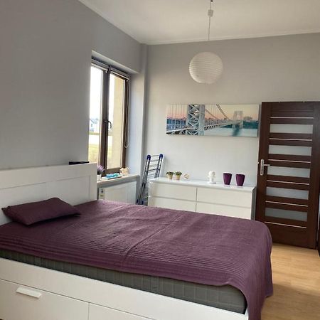 Lipowa Apartment Modlnica Ngoại thất bức ảnh